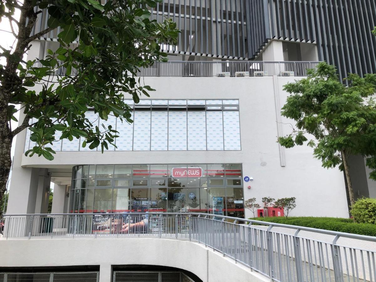 Teega Residence @ Cosy Seafront Living 努沙再也 外观 照片